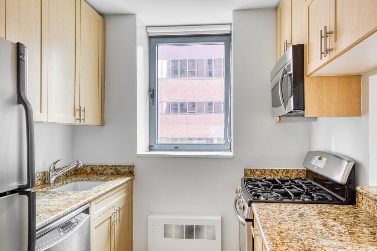 Pangsapuri Midtown 1br W Dm Elevator Gym Nr Times Sq Nyc-799 *
